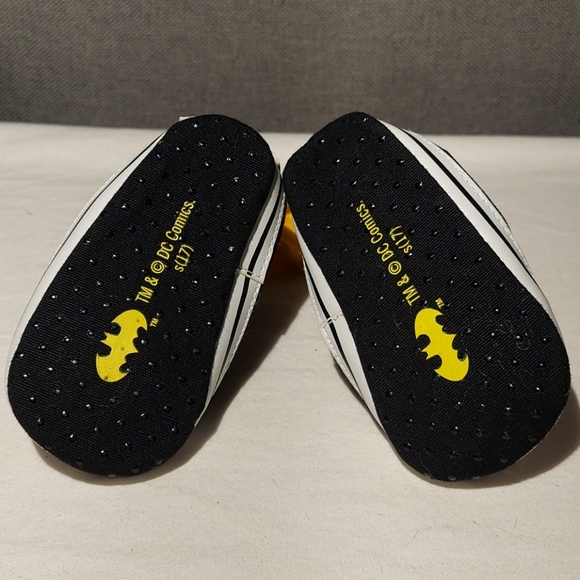 Batman cape infant shoes size S 17 - Picture 7 of 10